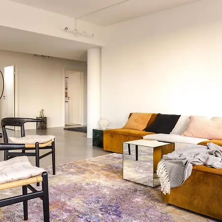 Next To Tivoli - Luxury Apt - Scandinavian Design